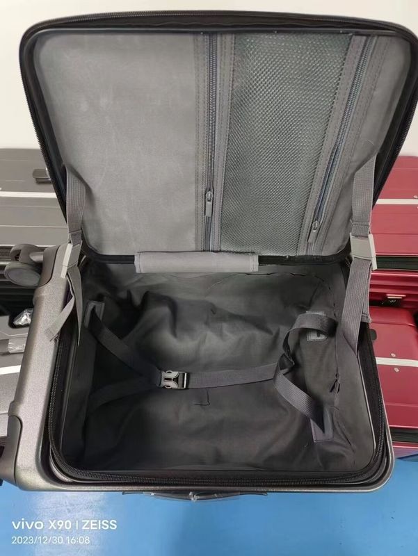 Caixa de viagem de bagagem à prova d'água Conjuntos de bagagem de concha dura com fechadura digital para o exterior