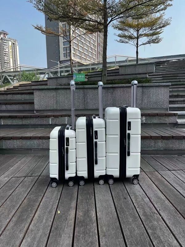 Novo Design Carry On Suitcase ABS+PC Set de bagagem Sacos de viagem de concha dura