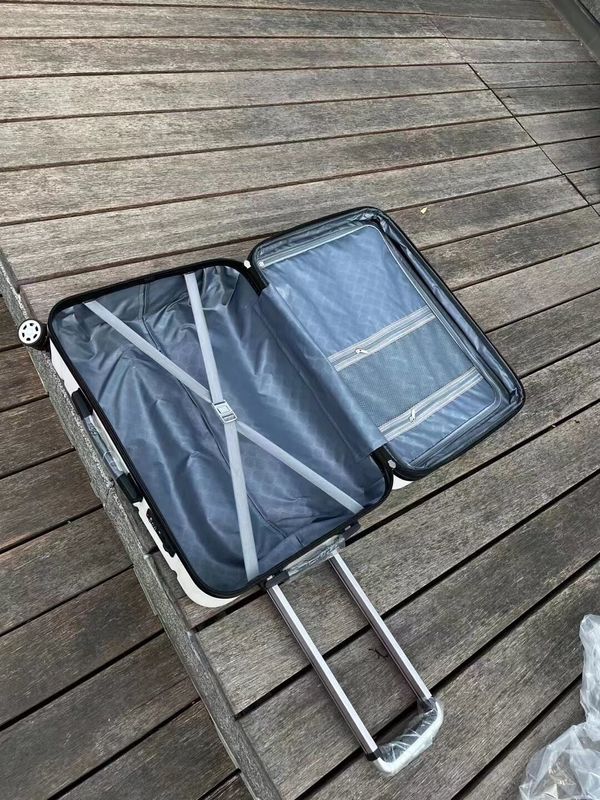 Novo Design Carry On Suitcase ABS+PC Set de bagagem Sacos de viagem de concha dura