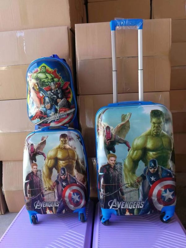 Peças personalizadas de alta qualidade, duras e unisex para crianças, para viagens escolares e de longa distância.