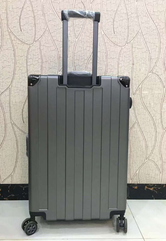 Bagagem Carregar em bagagem maletas conjuntos de maleta personalizada venda a quente de alumínio 28 polegadas giratório Unisex