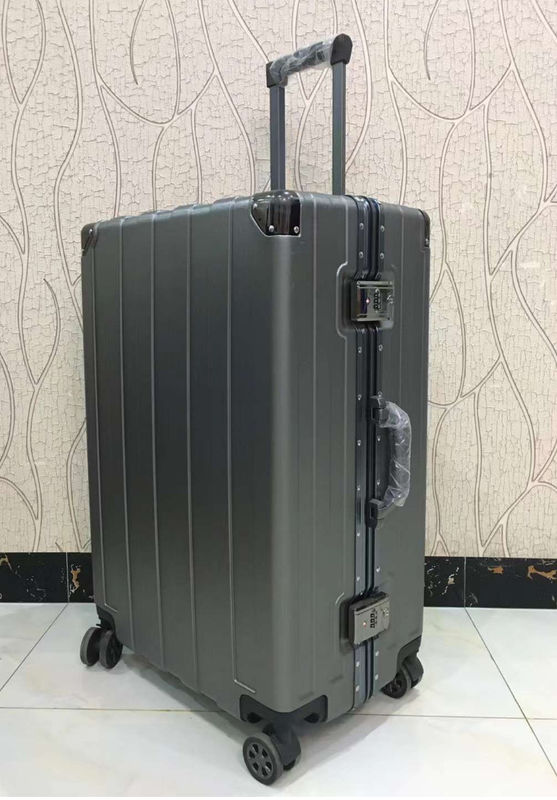 Bagagem Carregar em bagagem maletas conjuntos de maleta personalizada venda a quente de alumínio 28 polegadas giratório Unisex