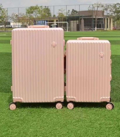PC Maleta de bagagem Multicolor TSA Maleta de viagem à prova d'água Carry On Case Para Homens Mulheres Família