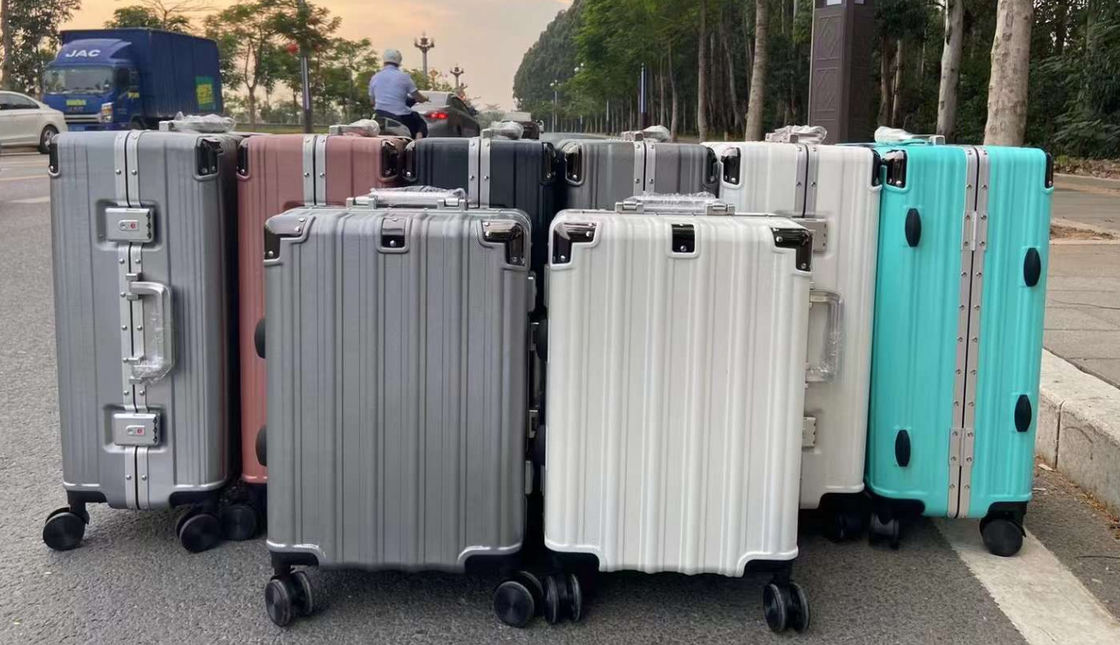 Design do Cliente Alumínio Quadro Saco de Bagagem 24 polegadas Trolley Saco Conjunto de Carry-On Maletas Silenciosas Rodas Universais