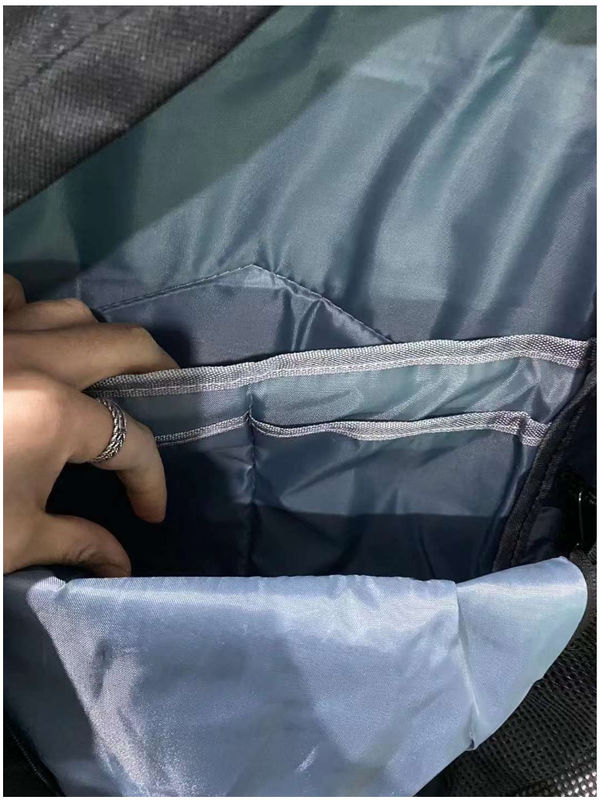 Mochilas de viagem Mochila à prova d'água Moda e causalidade com alça macia e cinto de ombro Mochila de cabine