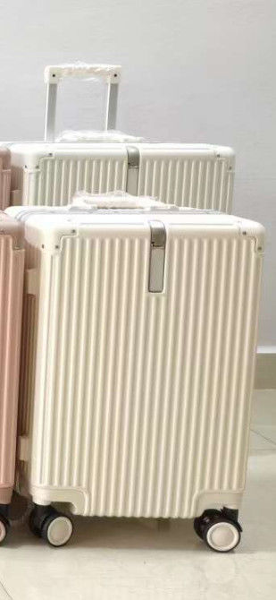Estrutura de alumínio bagagem de estoque design de moda 6 cores alta capacidade venda quente 3 tamanhos ABS + PC material sem peso duro