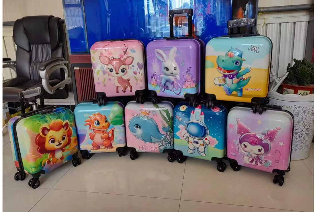 Novo desenho animado 3D bagagem infantil de grande capacidade mala de estudante universal combinação de rodas fechadura mala de venda por atacado 18