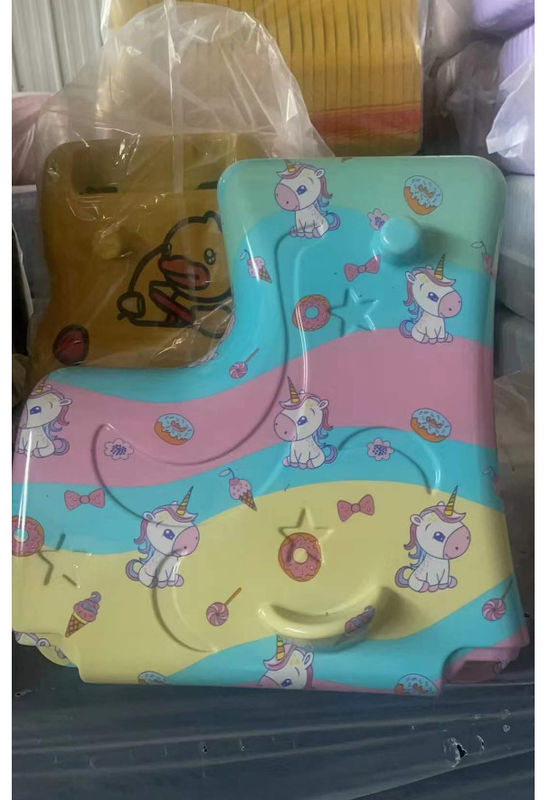 Amostra grátis personalizada 36 anos 204 polegadas Ride Kid Na mala Crianças Viagem Trolley Case Spinner Carregar na bagagem