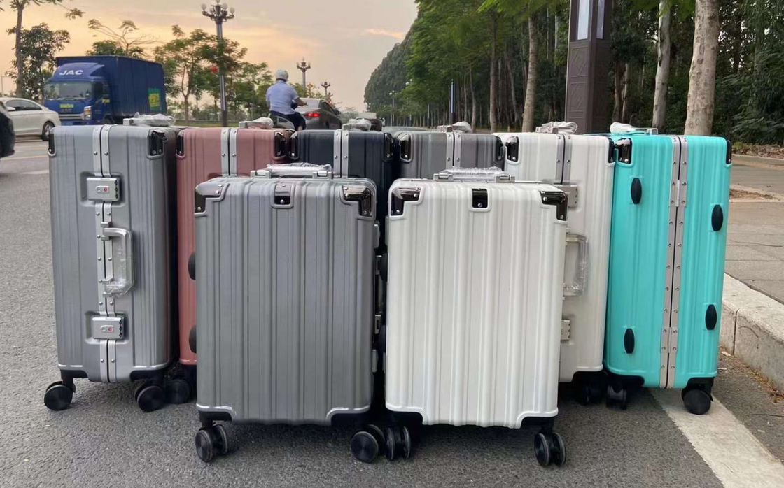 Nova bagagem com rodas para o lado duro bagagem vertical mala rolante leve para viajar férias
